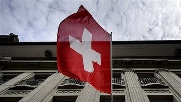 Швейцария освободила активы Ирана  - ảnh 1